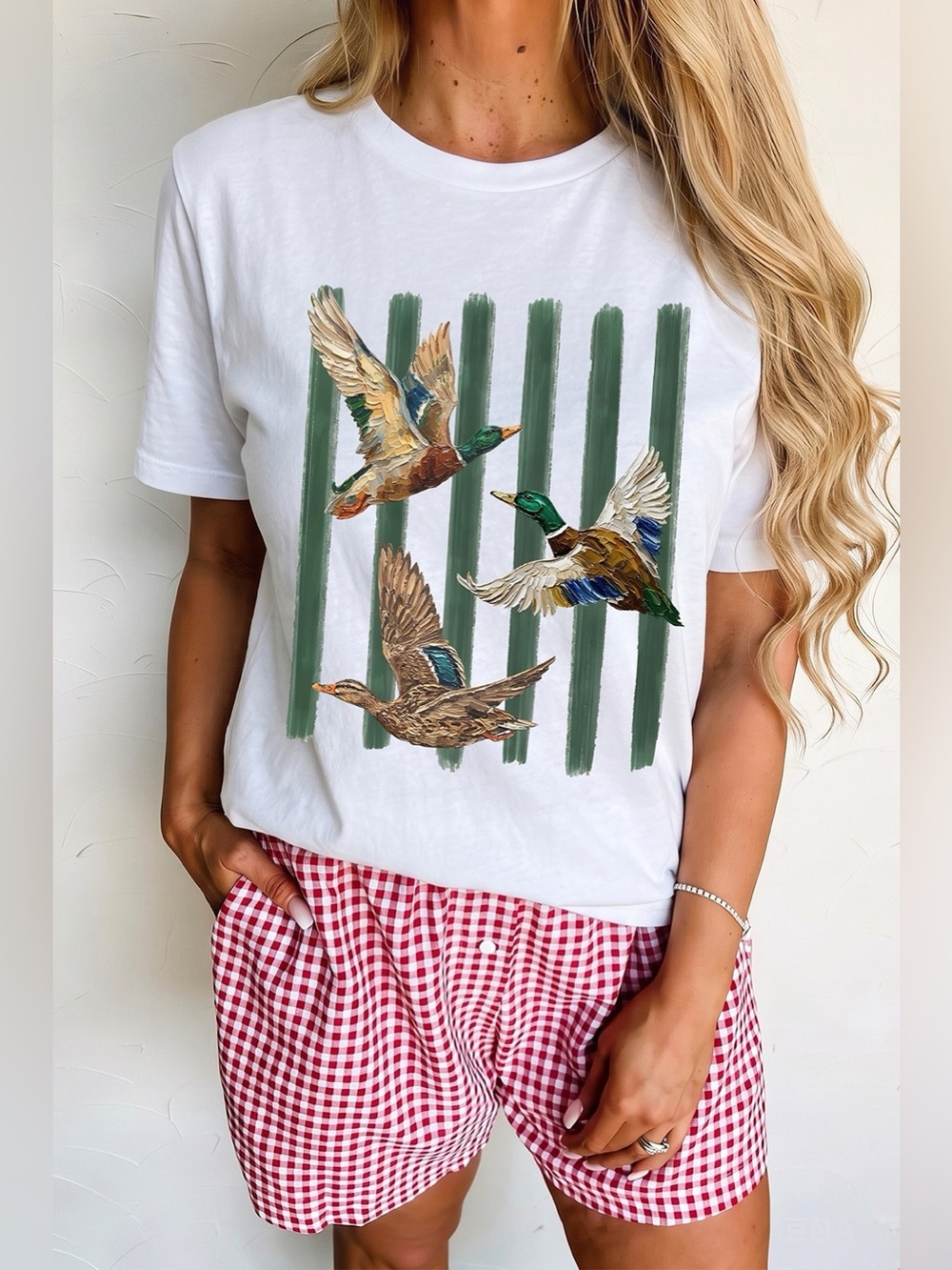 Western Mallard Stripes Graphic Round Neck Casual Tee